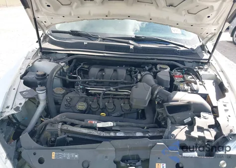 2014 Ford Police Interceptor z USA, uszkodzony, nr VIN 1FAHP2L87EG168265